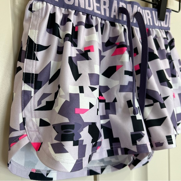 Under Armour Girls Play Up Printed Shorts in Purple, Size S - Picture 4 of 7